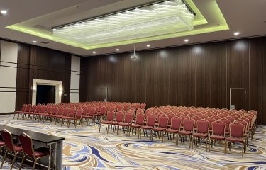 	 The Local Banquets Banquet/Conference hall - 1 section
